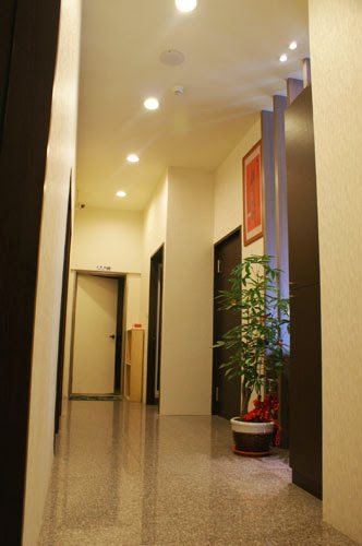 長春藤養身會館完工後的獨立包廂走道
